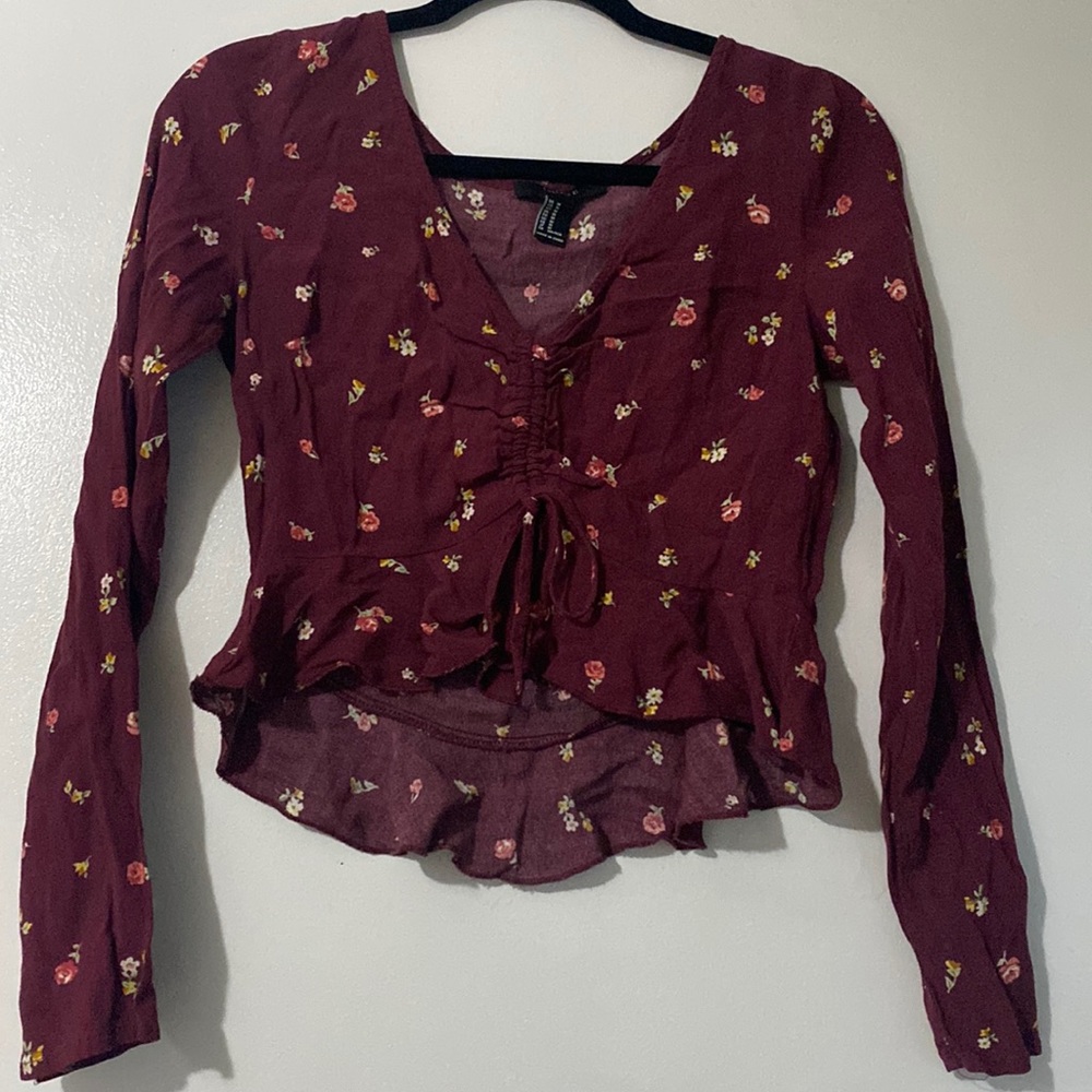 Forever 21 cropped long sleeve top